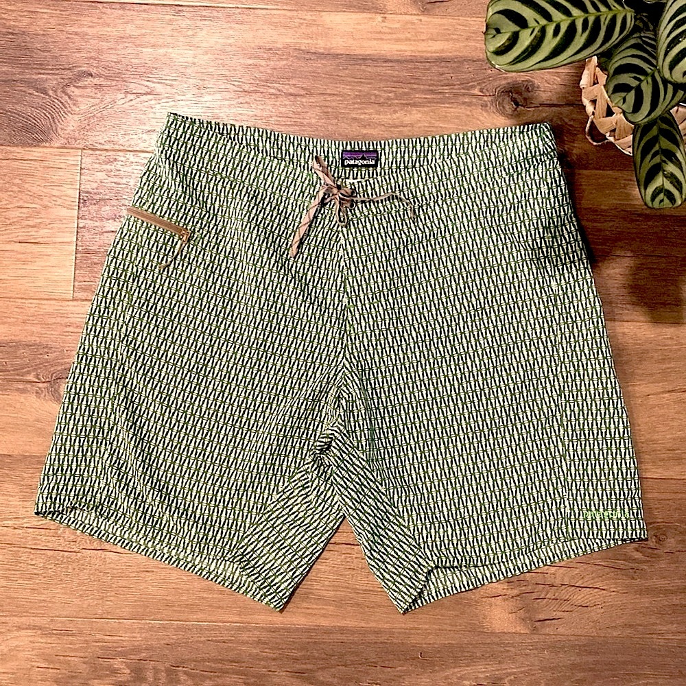 Patagonia || Men’s Wavefarer® Board Shorts - 19"